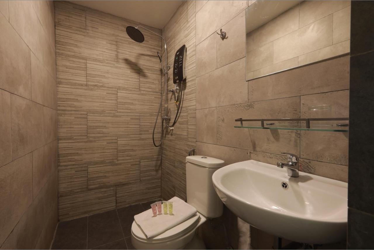 T-Hotel Mont Kiara Куала-Лумпур Экстерьер фото